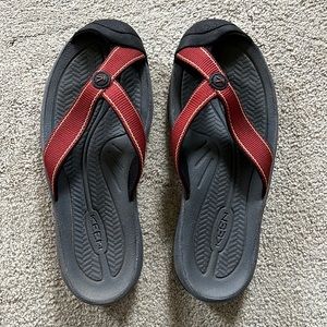 Keen sandal, US size 7, redrock/kiwi color